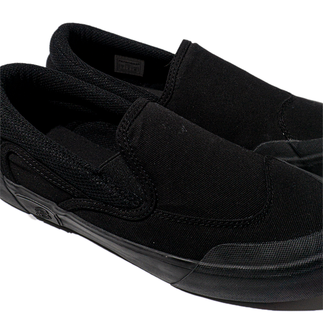 Cloud Slip On All Black - Image 4