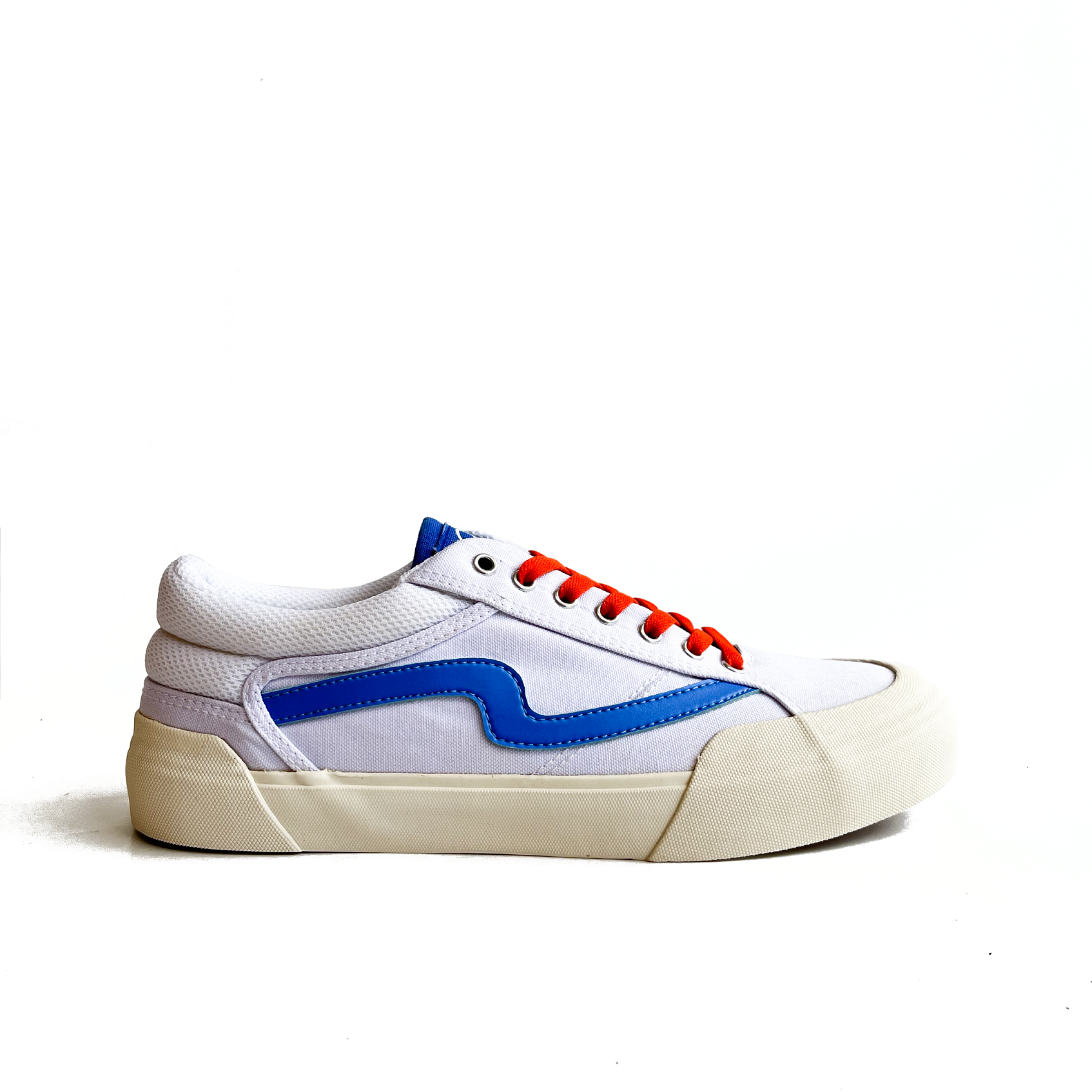 Cloud White Blue - Image 3