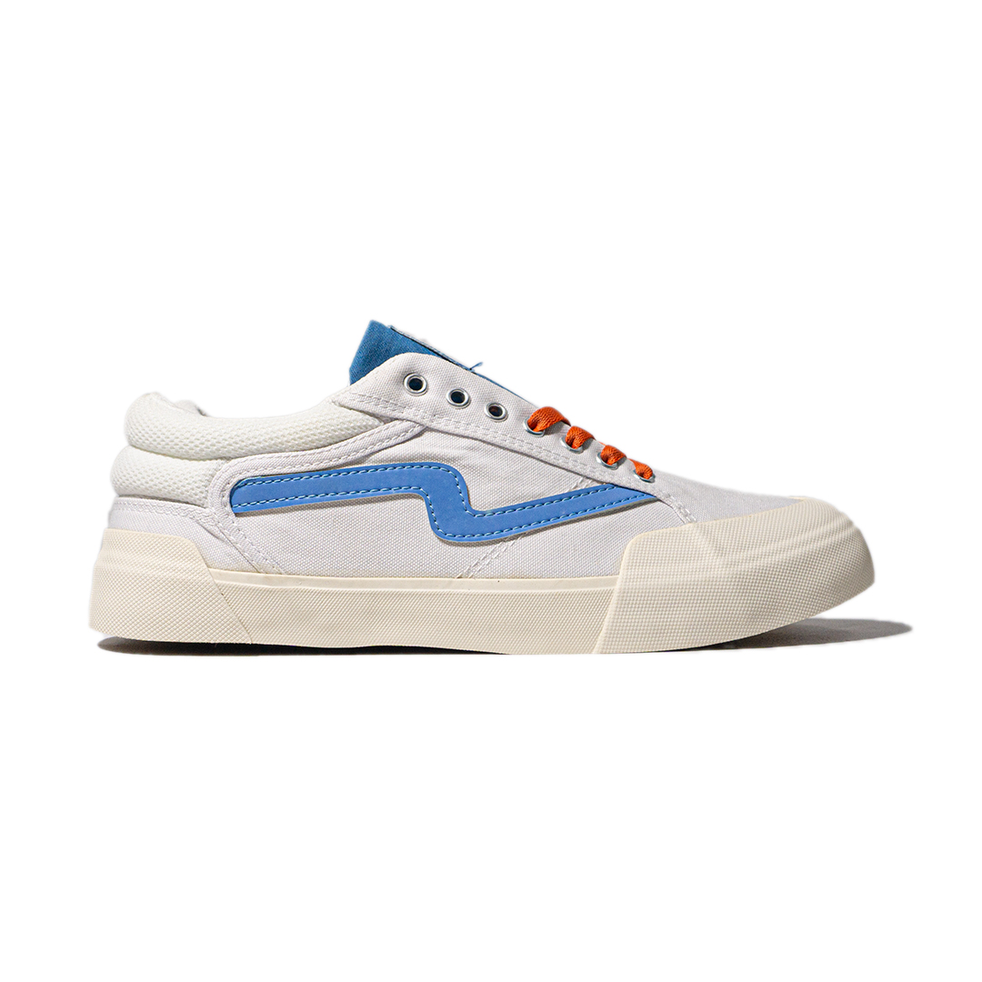 Cloud White Blue - Image 2