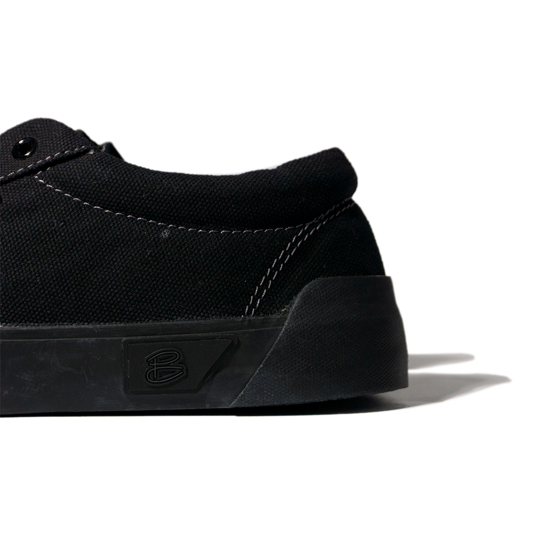 Basic All Black - Image 6