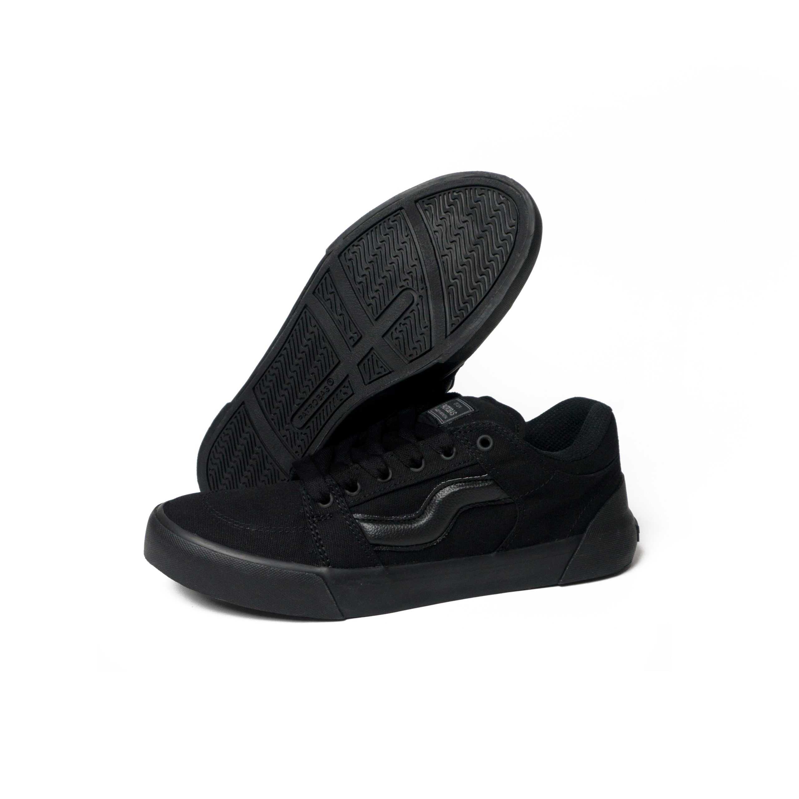 Bulky All Black - Image 4