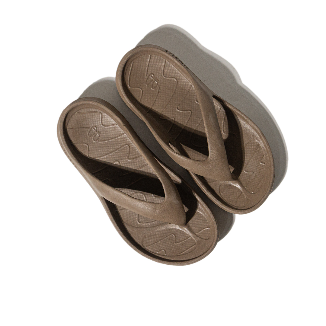 Flip Brown - Image 3